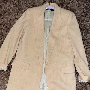 Jacket (fitting pants available as well) been used once and dry cleaned.